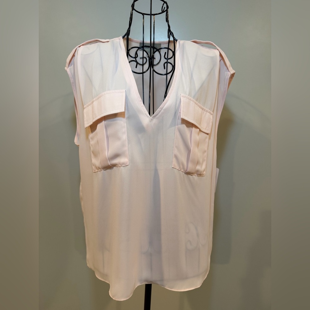 Charlie‎ Paige Light Pink V-Neck Blouse